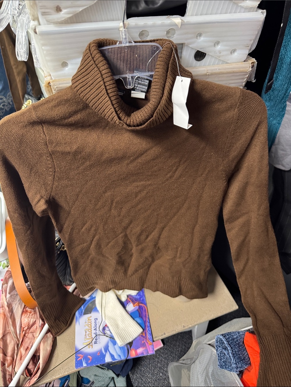 Take out turtleneck sweater M // 092540